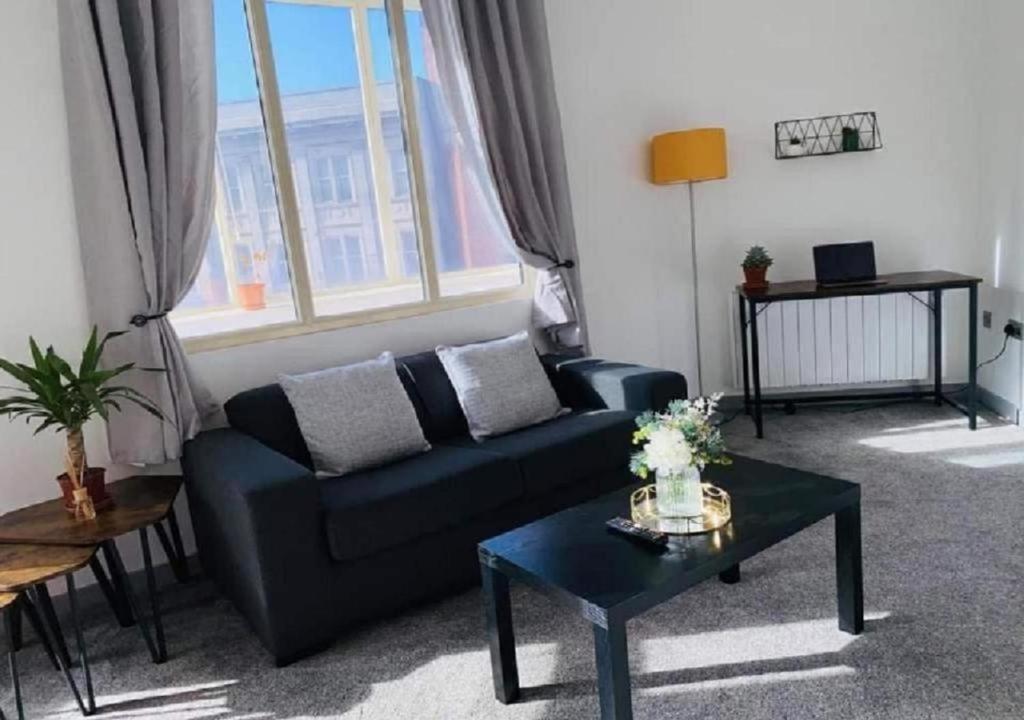 Doncaster Central Danum House Apartment Bagian luar foto