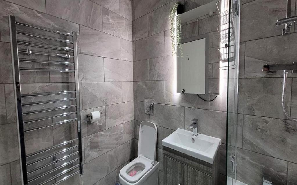 Doncaster Central Danum House Apartment Bagian luar foto